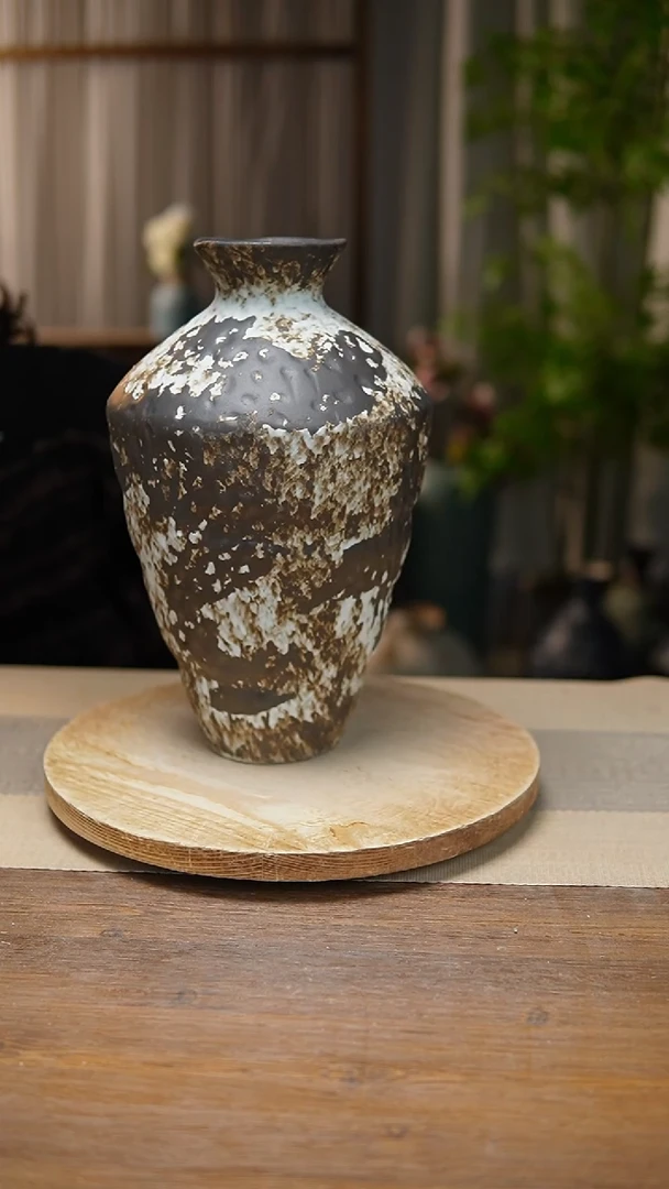 【闪购商品】陶瓷花器诧寂黑高脚