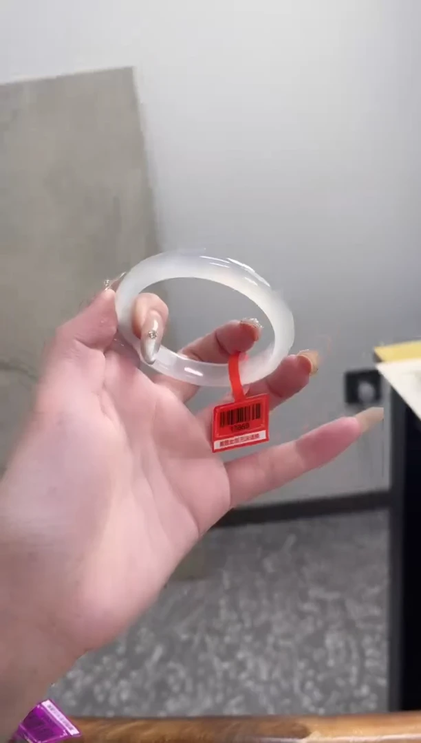 【闪购商品】玛瑙/玉髓手镯未镶嵌55-56圈 需要包容