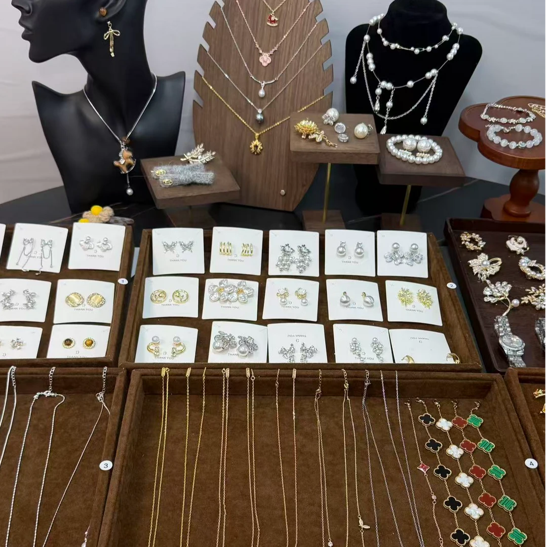 钛钢贝壳项链 耳饰项链轻奢配饰