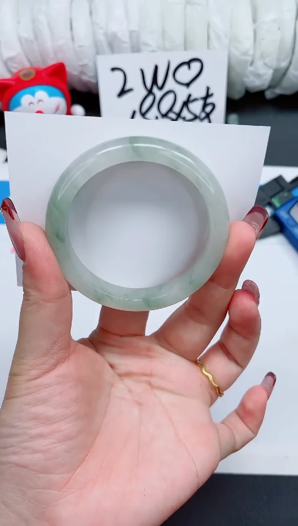 【闪购商品】石英质玉手镯未镶嵌355