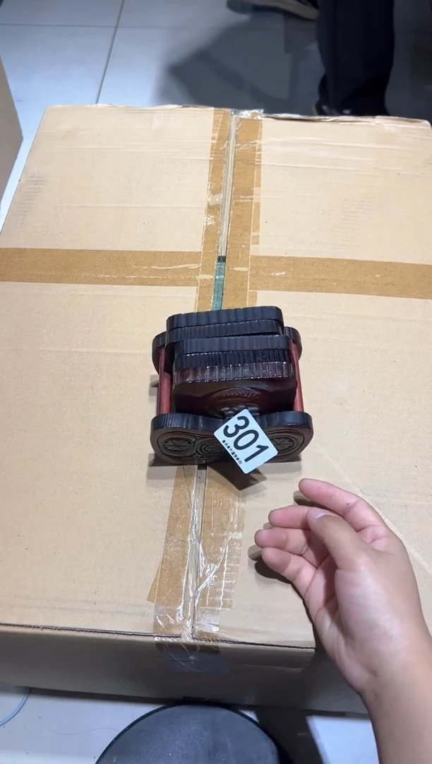 瓷片哦****莫301..........