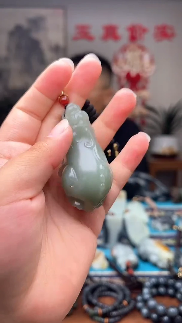 和田玉未镶嵌挂件1