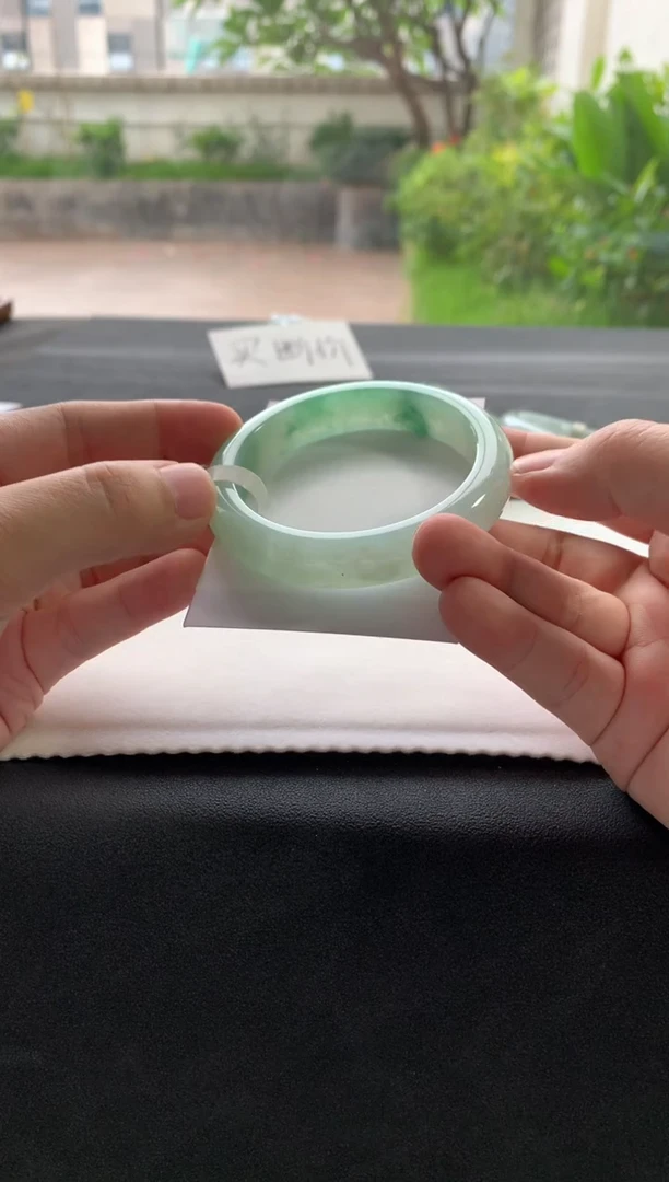 翡翠手镯未镶嵌56.5正圈买断A6429