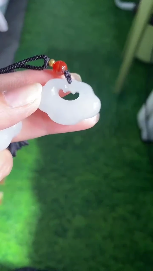 石英质玉未镶嵌颈饰6688