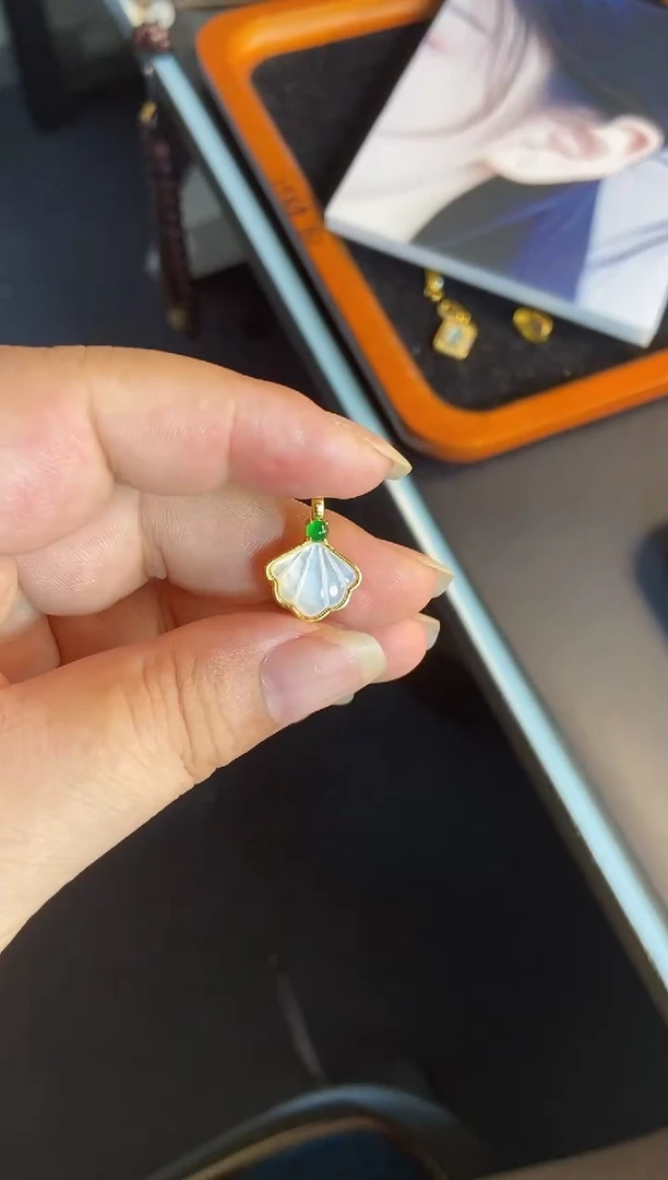 吊坠(不含链)银S925镶嵌翡翠1
