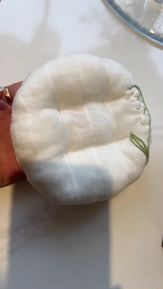 【闪购商品】茶道兰铃花圆垫3577000000000