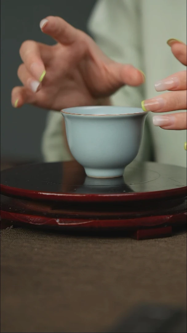 微微瑕 铃铛杯 无底款