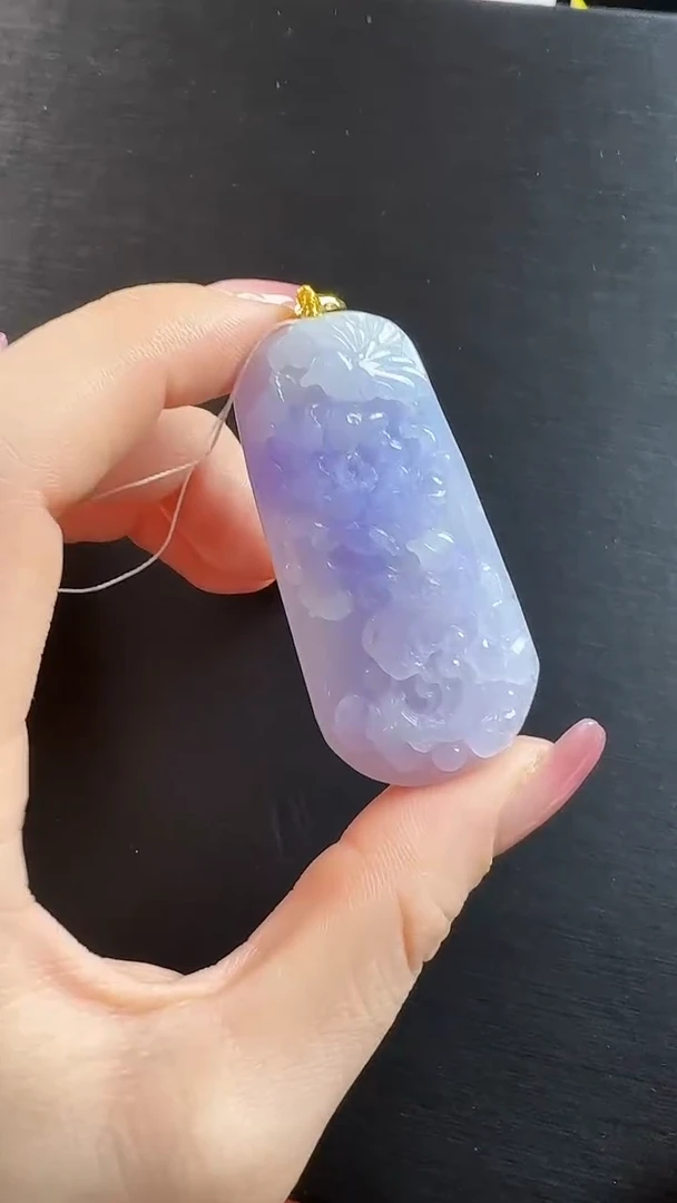 颈饰未镶嵌翡翠山水