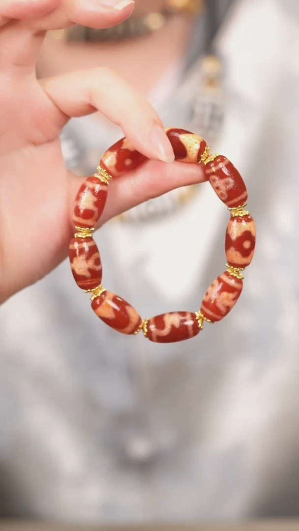 玛瑙/玉髓（覆膜）颈饰未镶嵌传世珠宝