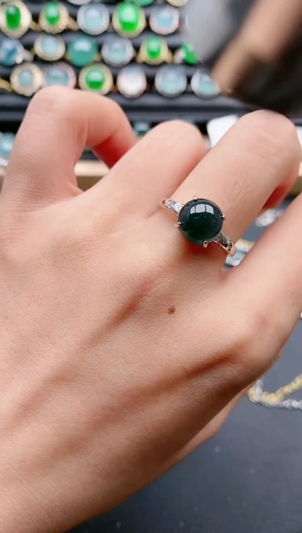 【闪购商品】翡翠戒指银S925镶嵌111111