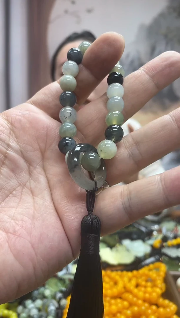 未镶嵌岫玉吊坠·