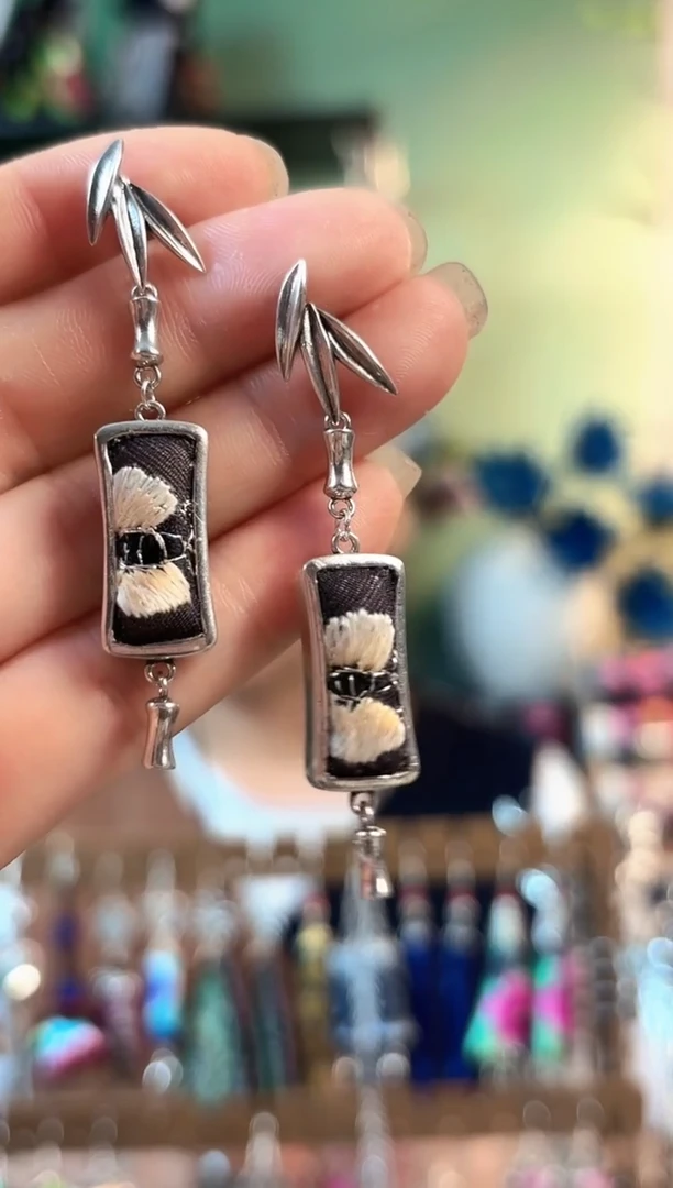 织绣彩云南阁非遗老绣621