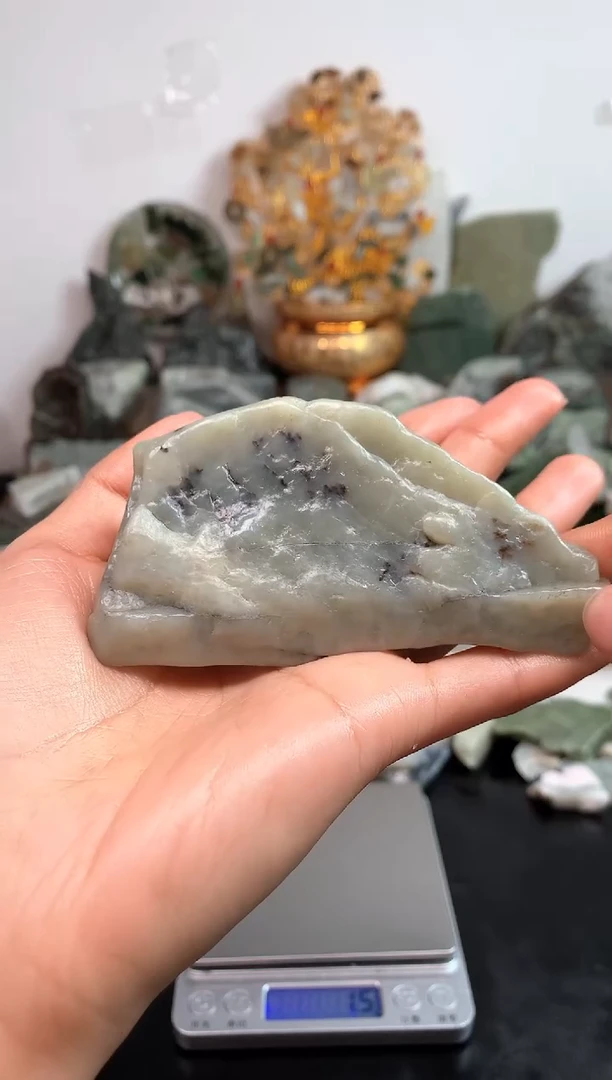 未镶嵌和田玉摆件5