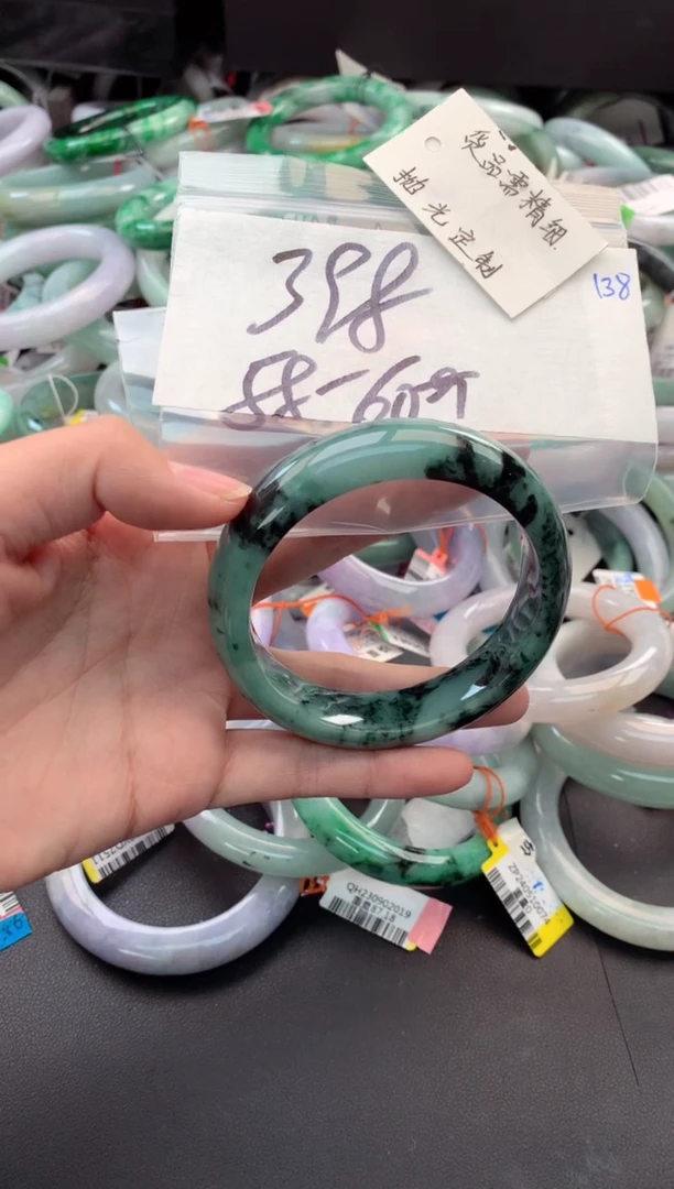 【闪购商品】定制翡翠未镶嵌毛货需精细抛光+多人