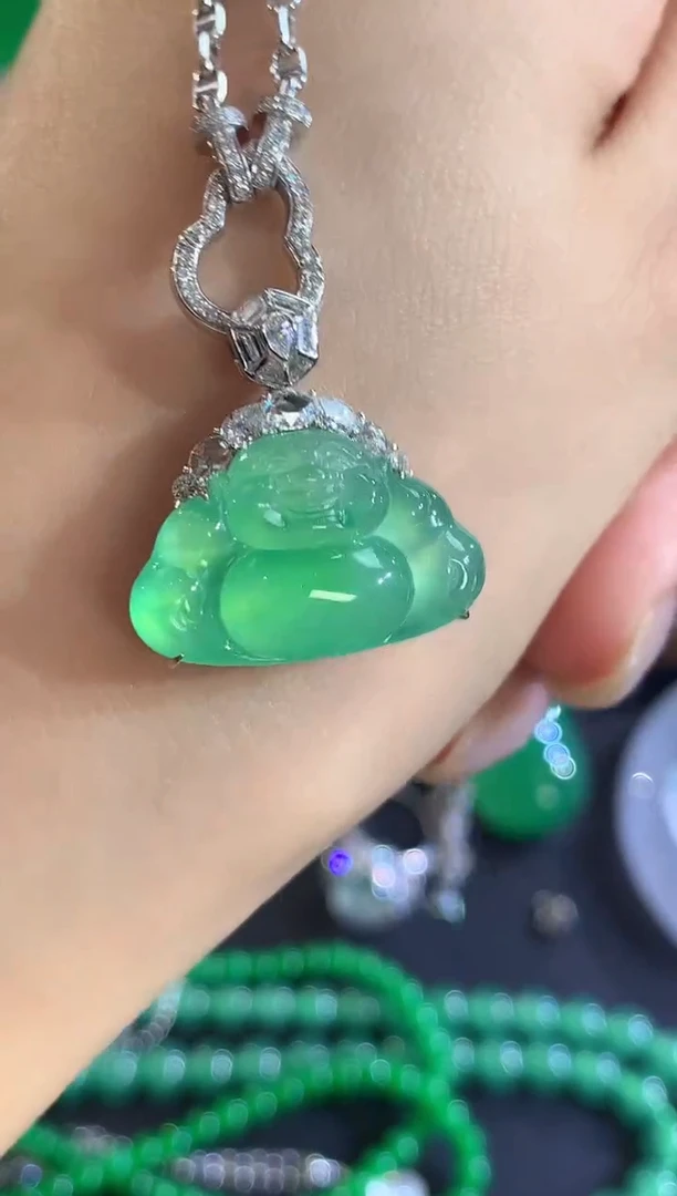 吊坠(不含链)18K金镶嵌翡翠A101