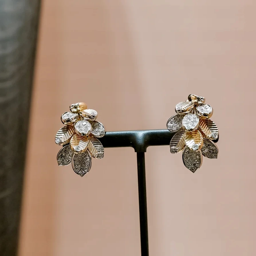 18K金钻石咖啡豆耳扣CZ