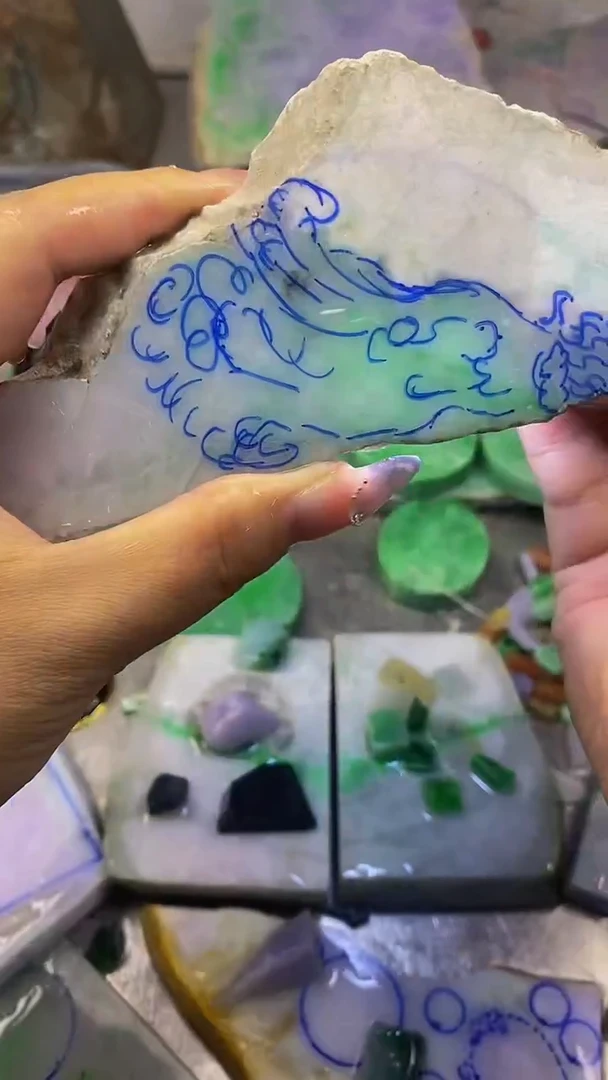 翡翠散珠未镶嵌玉上缘天然翡翠  782