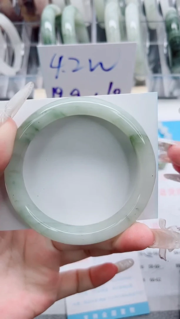 【闪购商品】石英质玉手镯未镶嵌A149-60