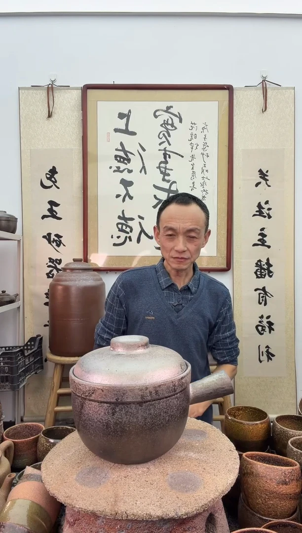 黑色侧把小砂锅非遗