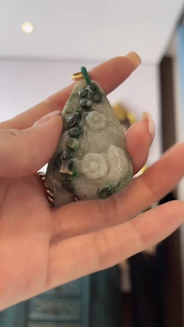 颈饰未镶嵌翡翠胡*翡翠E070