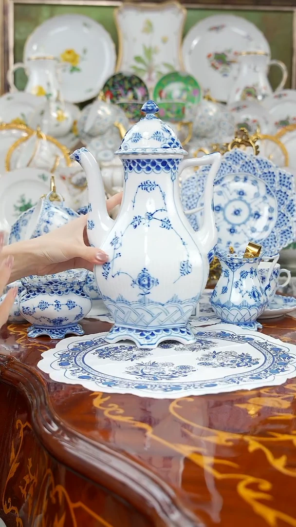 摆件米多家中古瓷器如图所示19