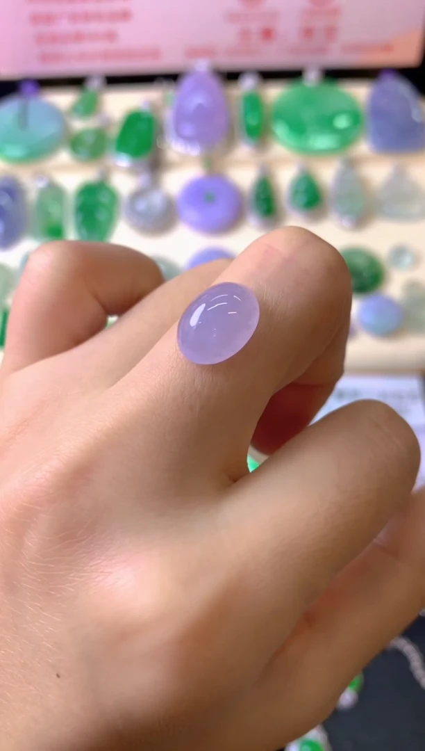 未镶嵌定制翡翠朱***力裸玉（客户意向镶嵌）