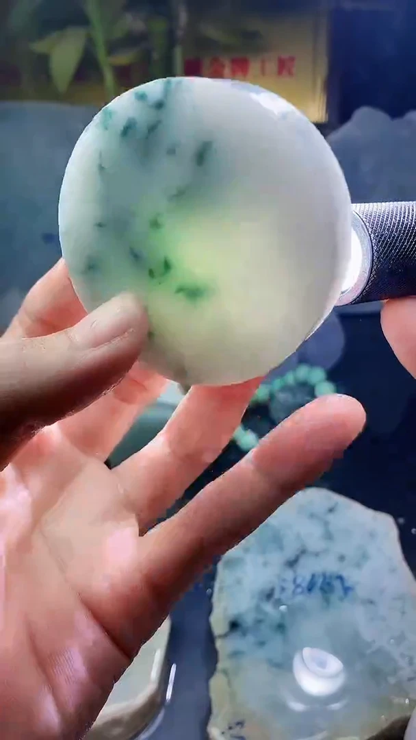 未镶嵌挂件翡翠小雨26