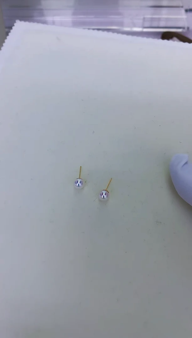 18K金镶嵌饰品海水珍珠5-6素钉