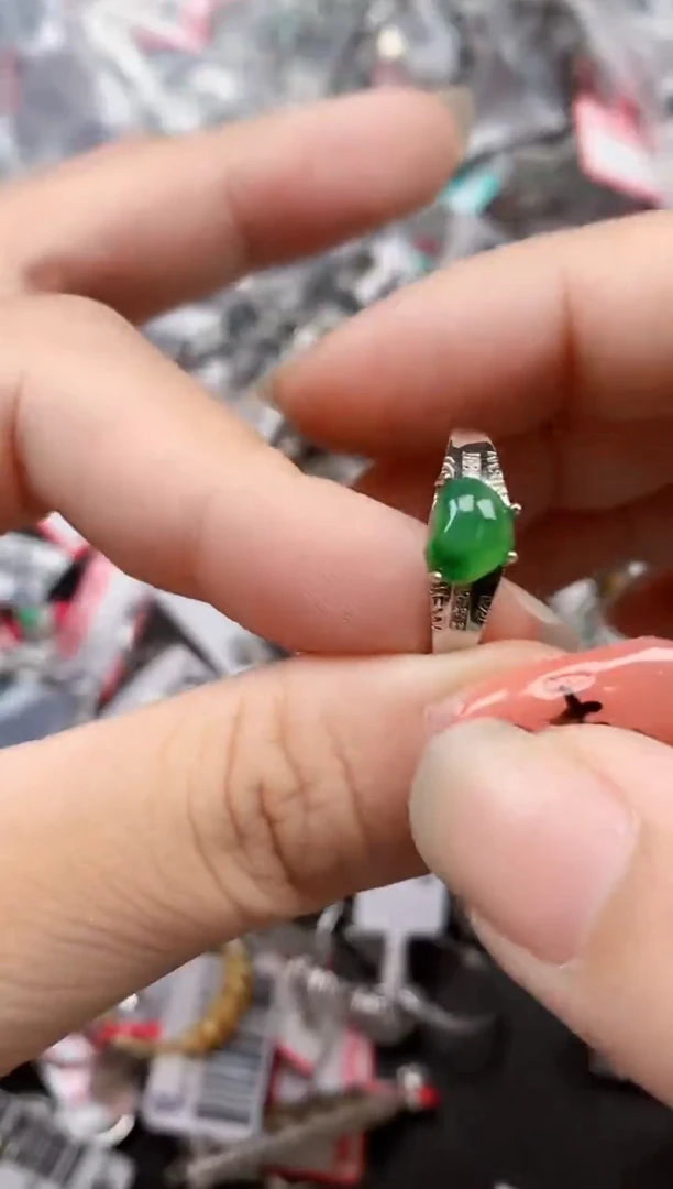 银S925镶嵌戒指翡翠天然A货缅甸翡翠