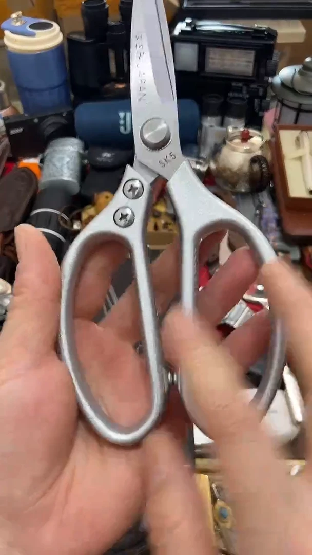 瓷片闪购商品 如图所示