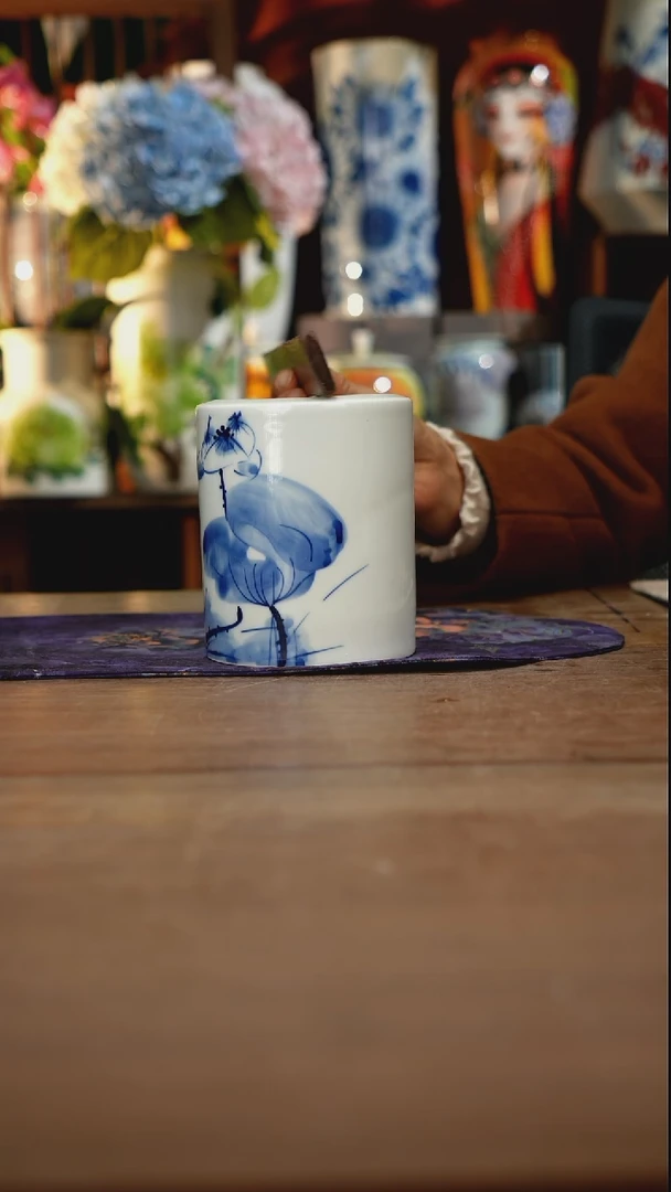 当代景德镇设计师釉下手绘陶瓷花瓶