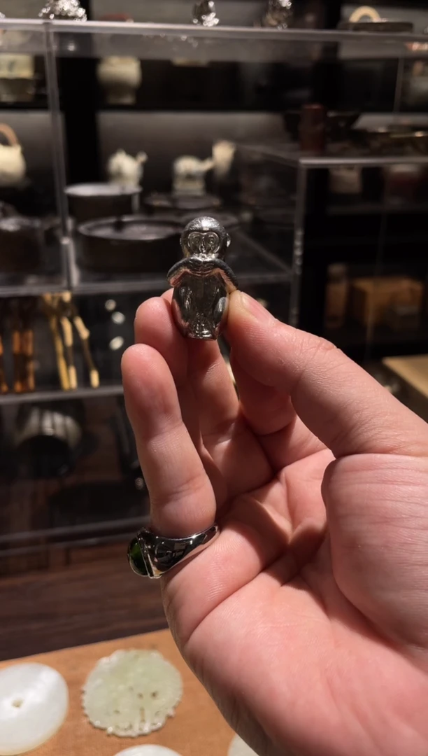 【闪购商品】0吗喽香插...........