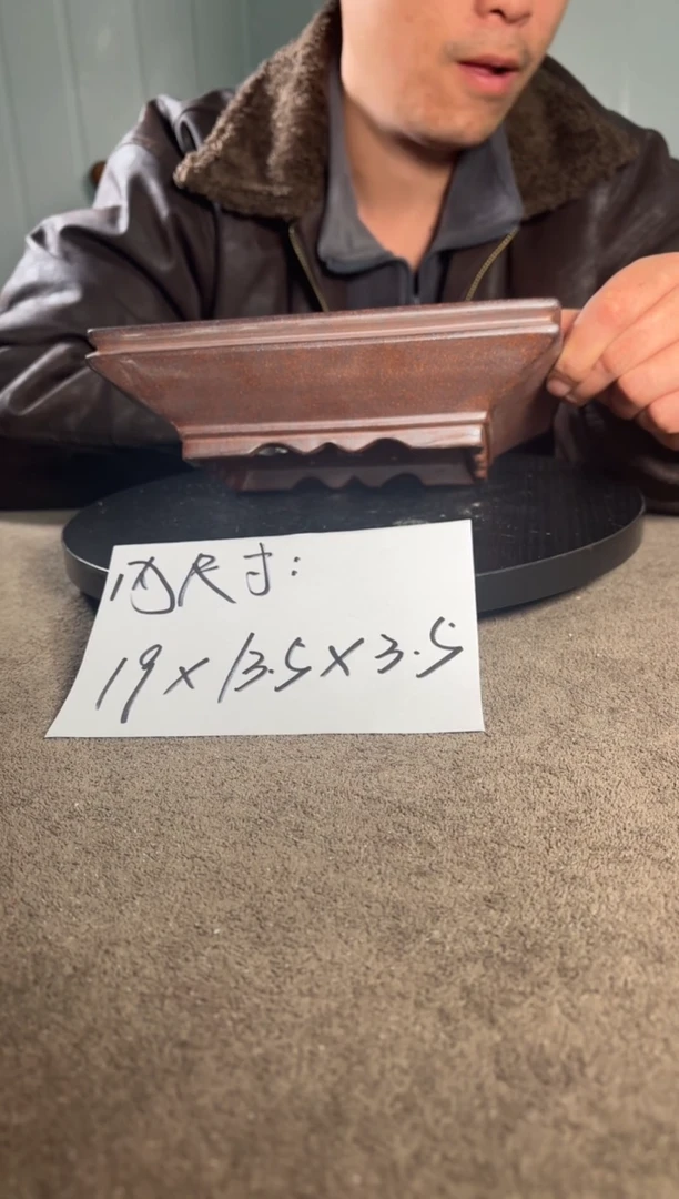 A宜兴紫砂小花盆