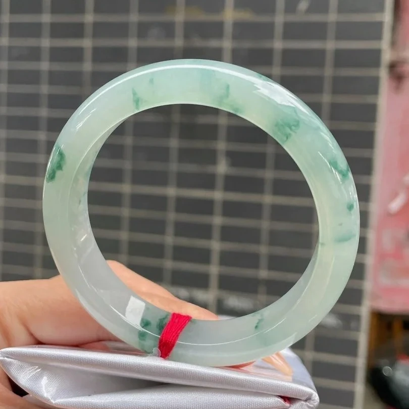 缅料手镯精美时尚女款正圈高冰多样性发货