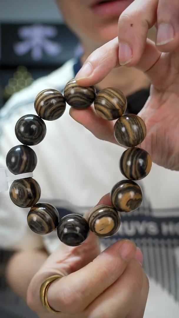 木手作木制雕刻品