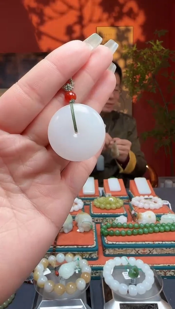 【闪购商品】和田玉吊坠未镶嵌吊坠