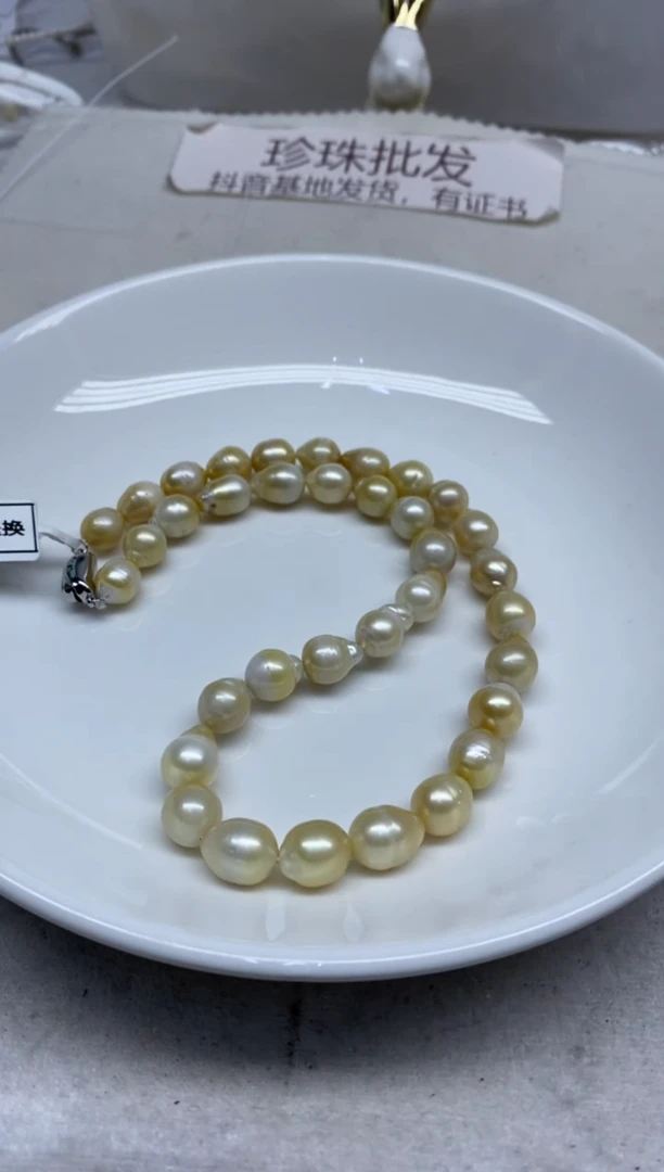 未镶嵌海水珍珠颈饰9-10