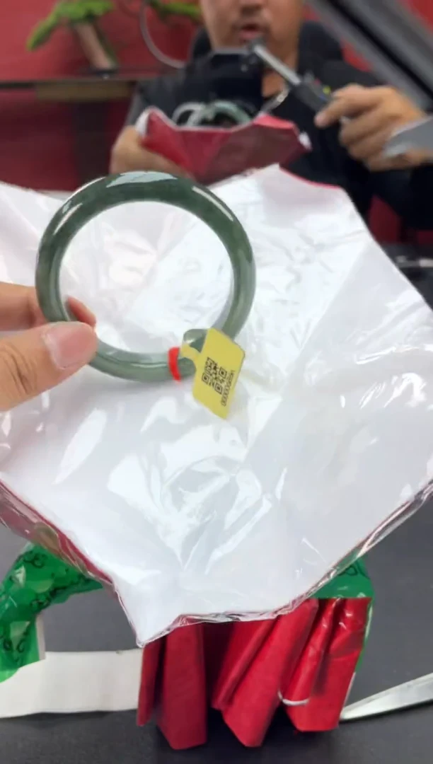 未镶嵌手镯翡翠翡翠手镯8