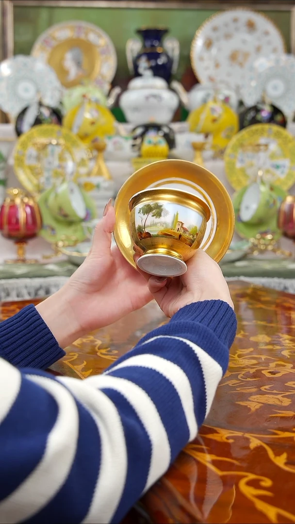 瓷婷婷中古瓷器如图所示65