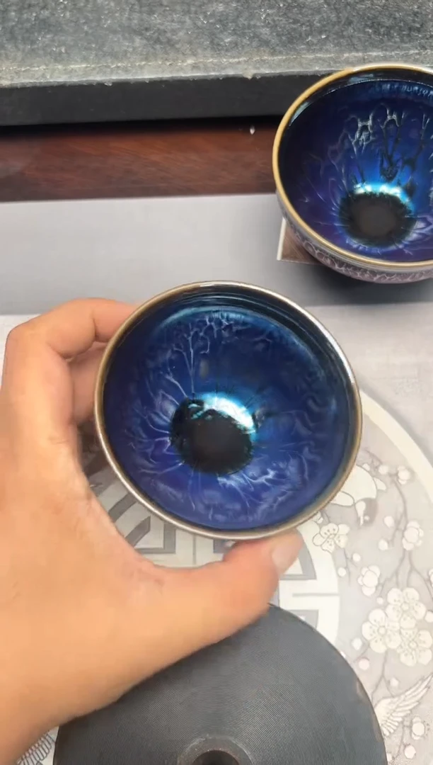 茶盏陈慧中蓝色妖姬作品1