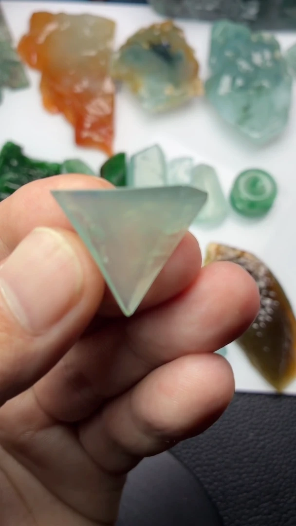 未镶嵌定制翡翠暗**顿定制不退换