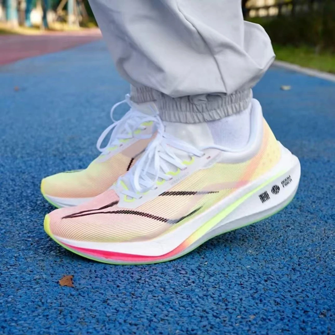 飞电3C跑鞋儿童碳板减震透气回弹专业训练竞速比赛田径超轻跑鞋男