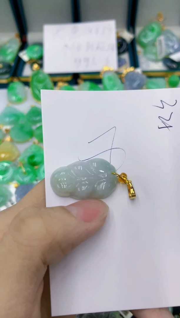 翡翠未镶嵌颈饰11111