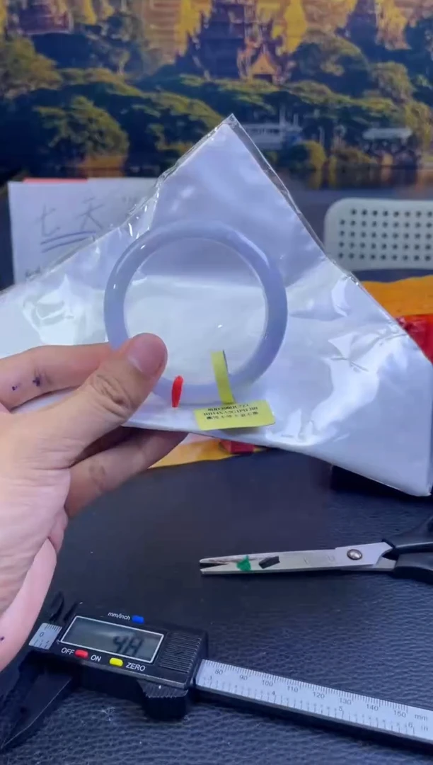 未镶嵌手镯翡翠7