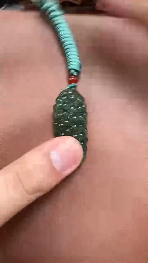 吊坠(不含链)未镶嵌和田玉男***脱和田玉精品脖颈挂坠