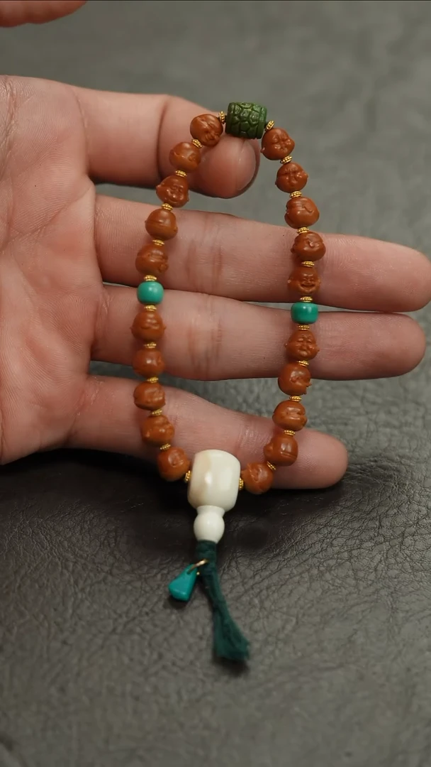 手串橄榄核猴*橄榄核