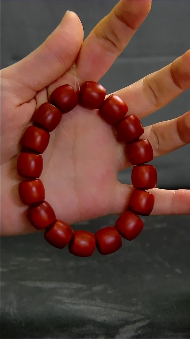 【闪购商品】南红玛瑙手串未镶嵌053DY00121产品一个