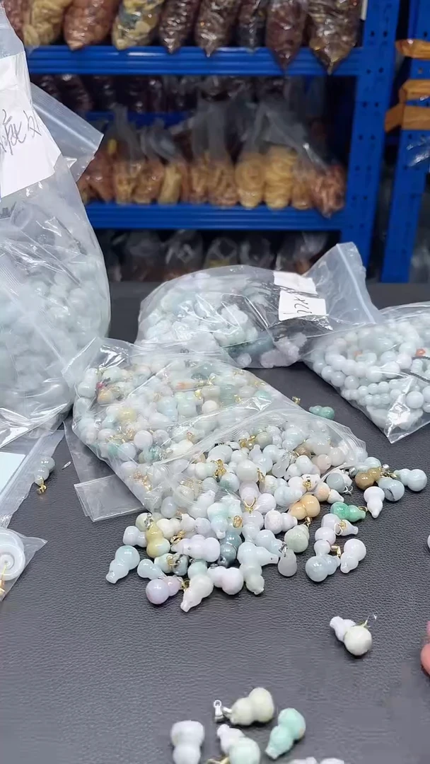 翡翠未镶嵌颈饰翡翠葫芦一单十个吊坠