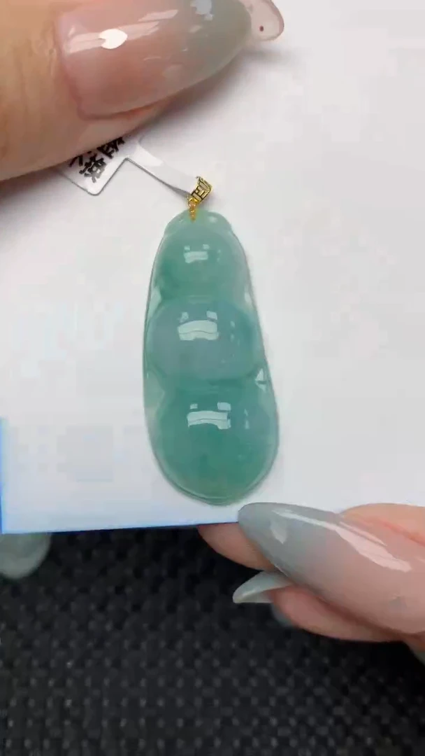 翡翠18K金镶嵌颈饰天然翡翠a货