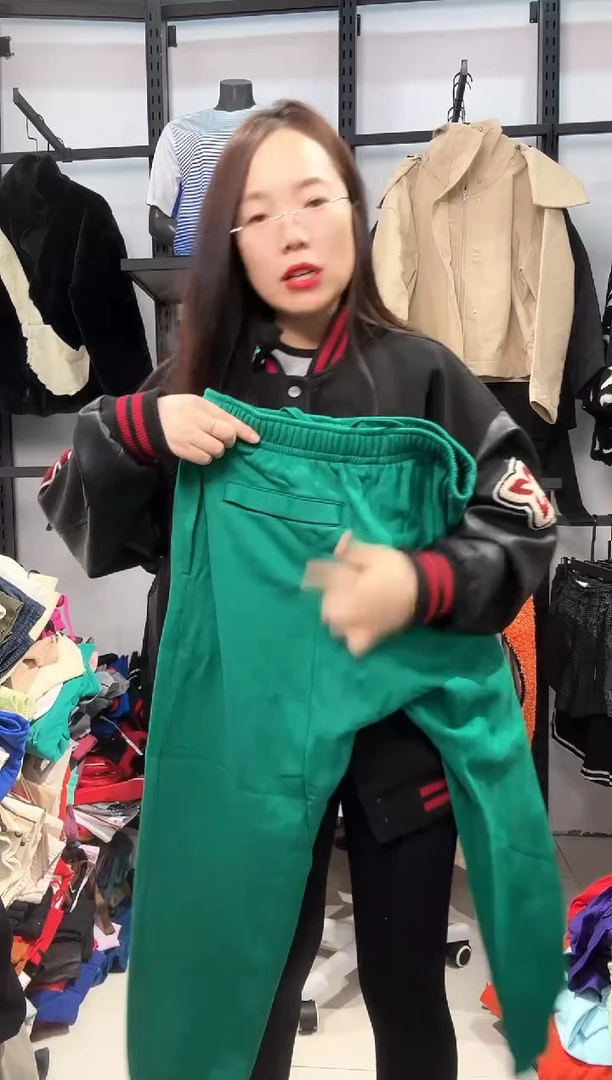 2438   编码  瑕疵直播间过款为准 尺码L